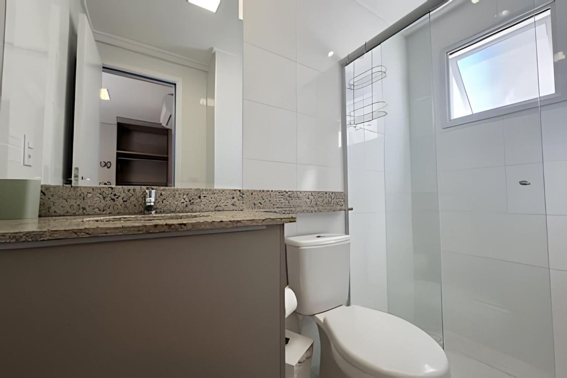 #208.apto Novo, 300 Metros Da Praia, Com Piscina Apartamento *